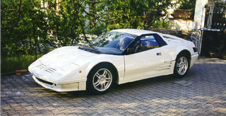 Illustration for article titled Automotive Reminder: Covini Engineering and the Six-Wheeled C6W Sportscar